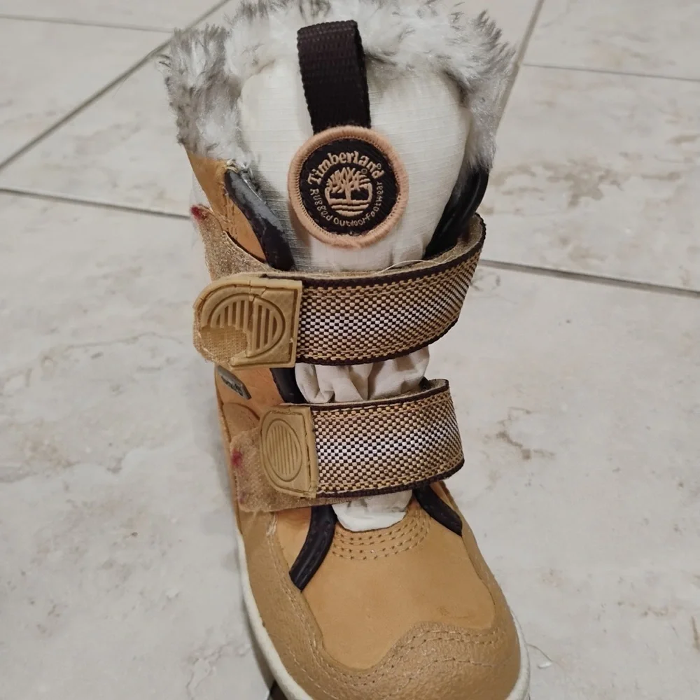 Timberland Kids Winter Boots with Faux Fur Lining Size 8